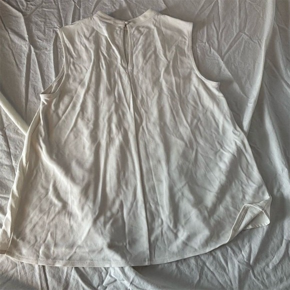 Ann Taylor Women's Sleeveless Ruffle Blouse Ivory Size S Casual - Picture 7 of 9